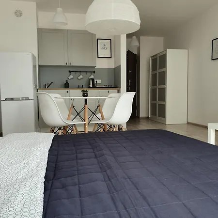 Studio Mewa 16 & Parking Apartment *